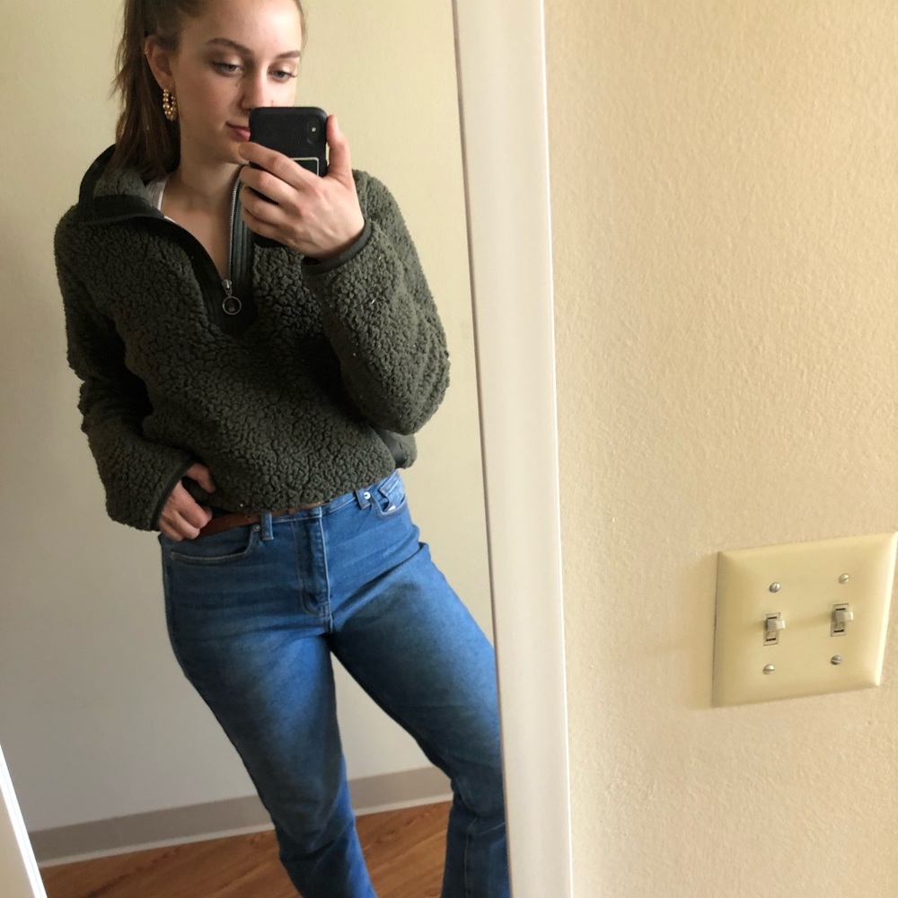 Abercrombie and Fitch Retro/Vintage Style Sweater